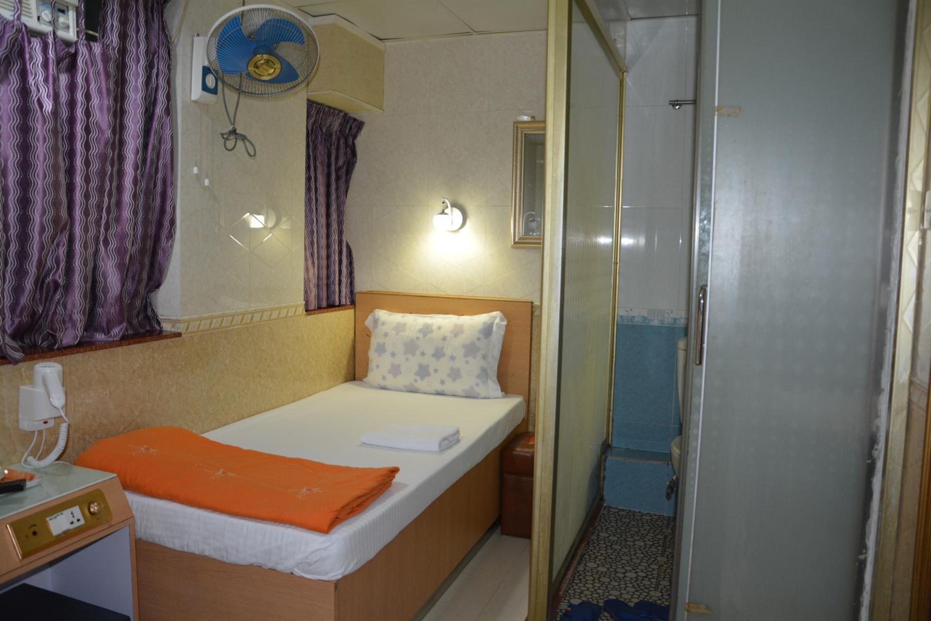 Everest Guest House