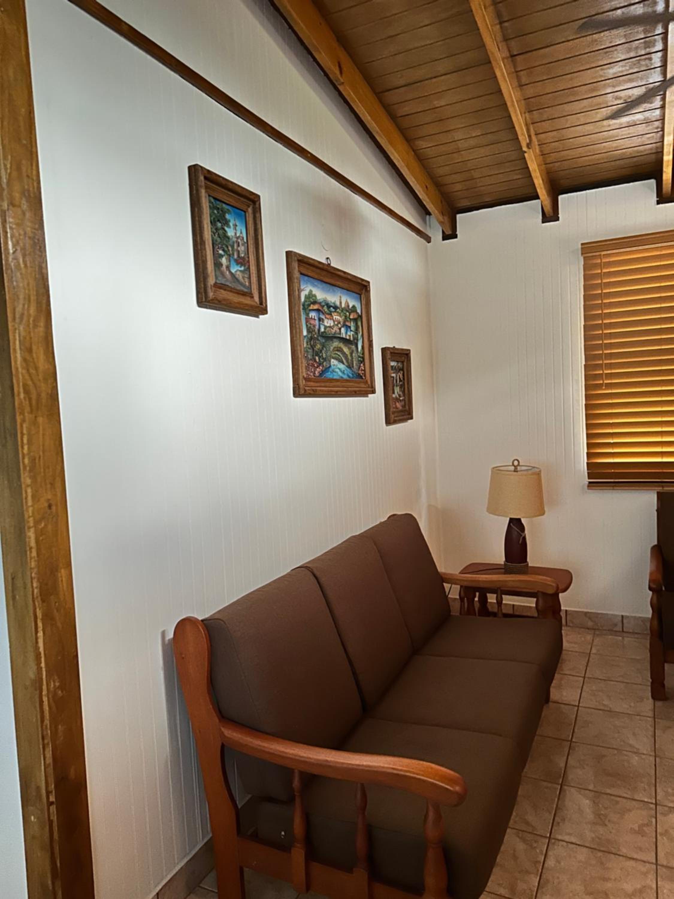 La Casita Amarilla en Utuado, Puerto Rico view 5