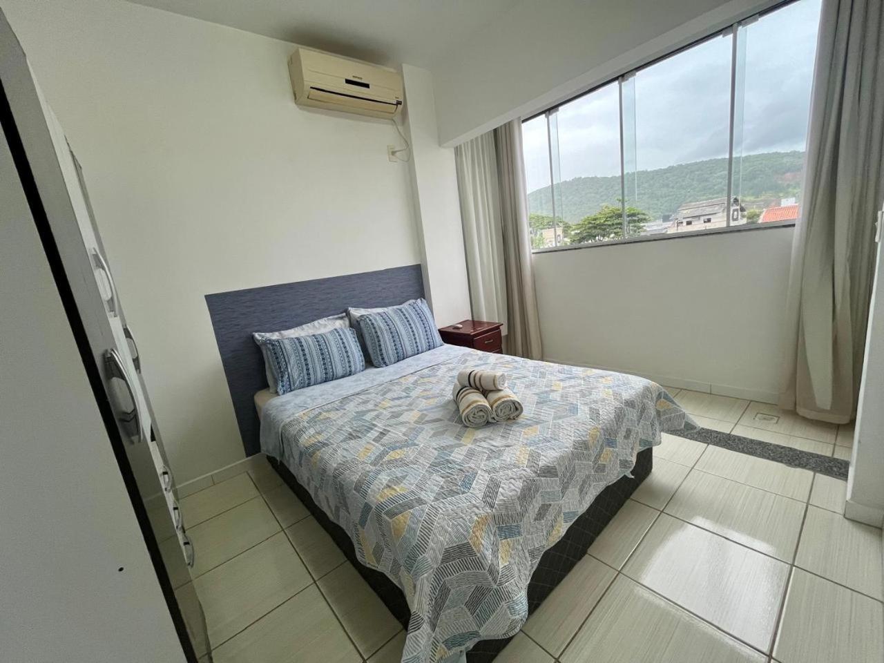 Apto 2 dorm com garagem