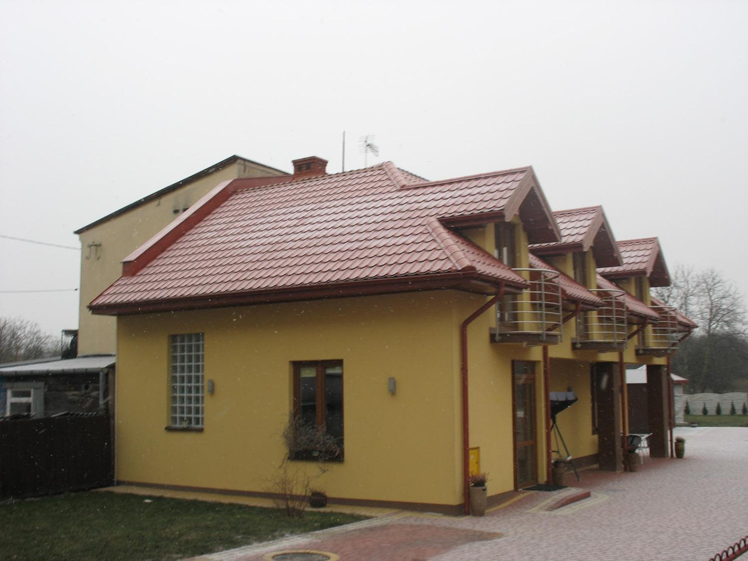 Photo 8