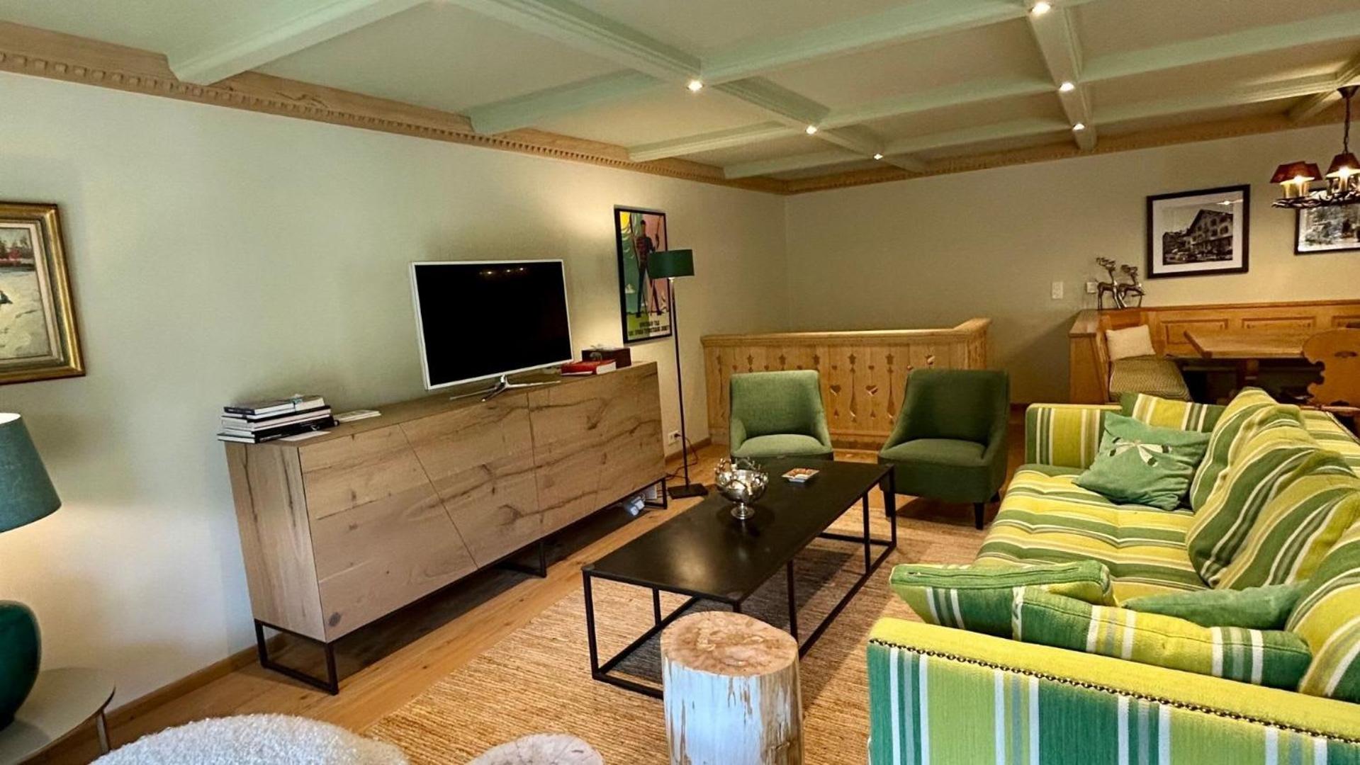 Spa Chalet in Ground Floor Cozy Duplex