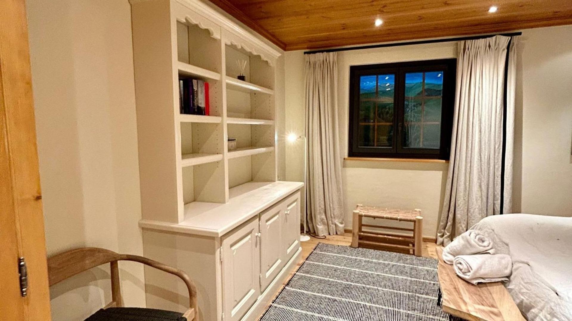 Spa Chalet in Ground Floor Cozy Duplex