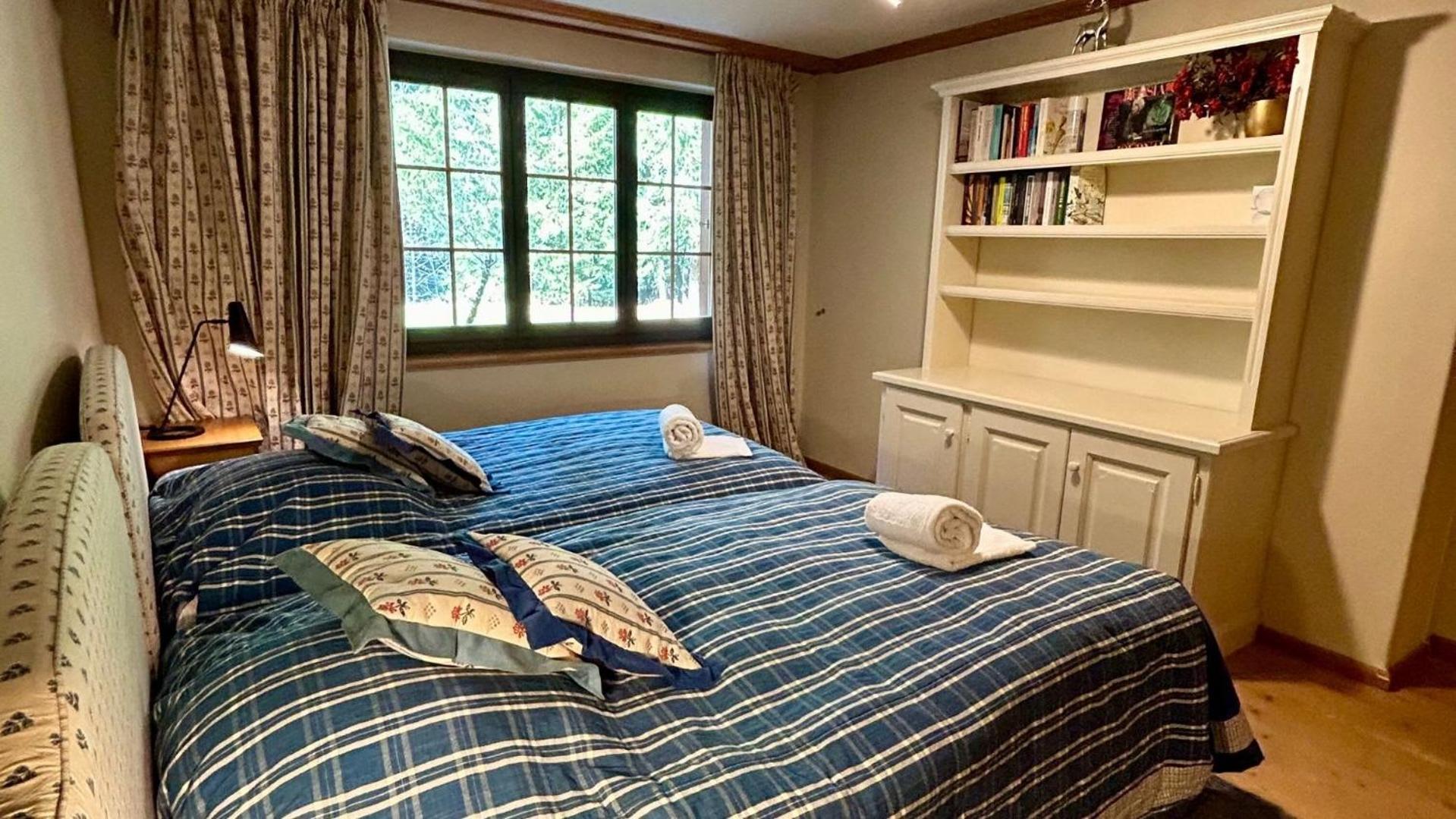 Spa Chalet in Ground Floor Cozy Duplex