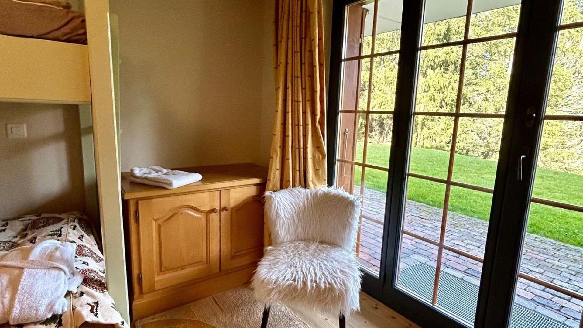 Spa Chalet in Ground Floor Cozy Duplex