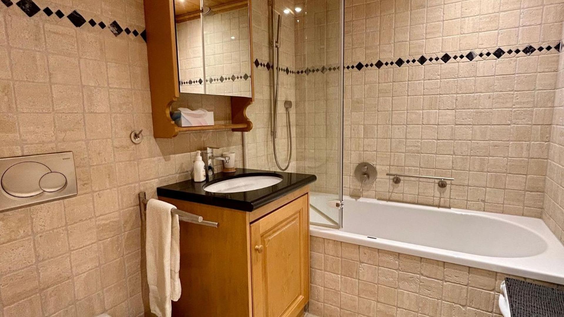 Spa Chalet in Ground Floor Cozy Duplex