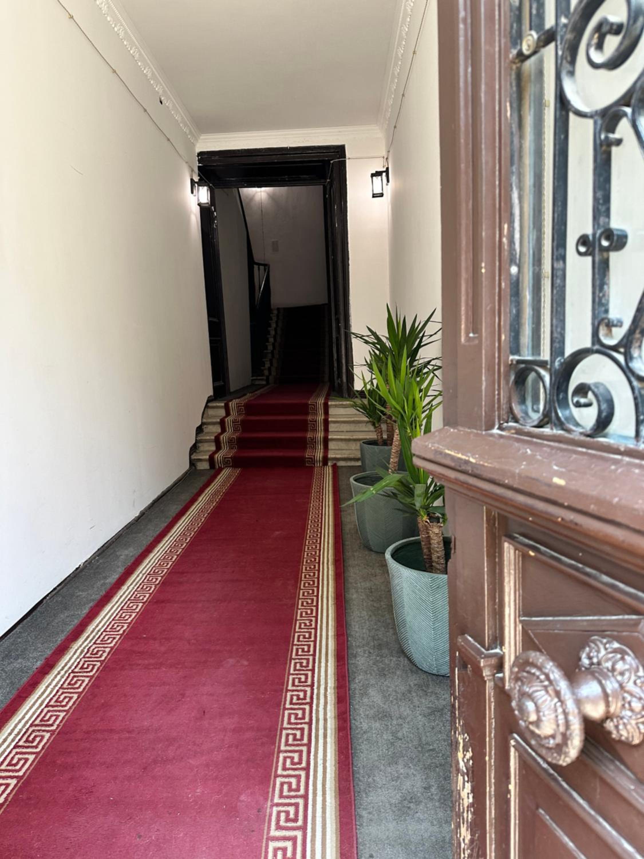 Apartment on Tabidze view 5