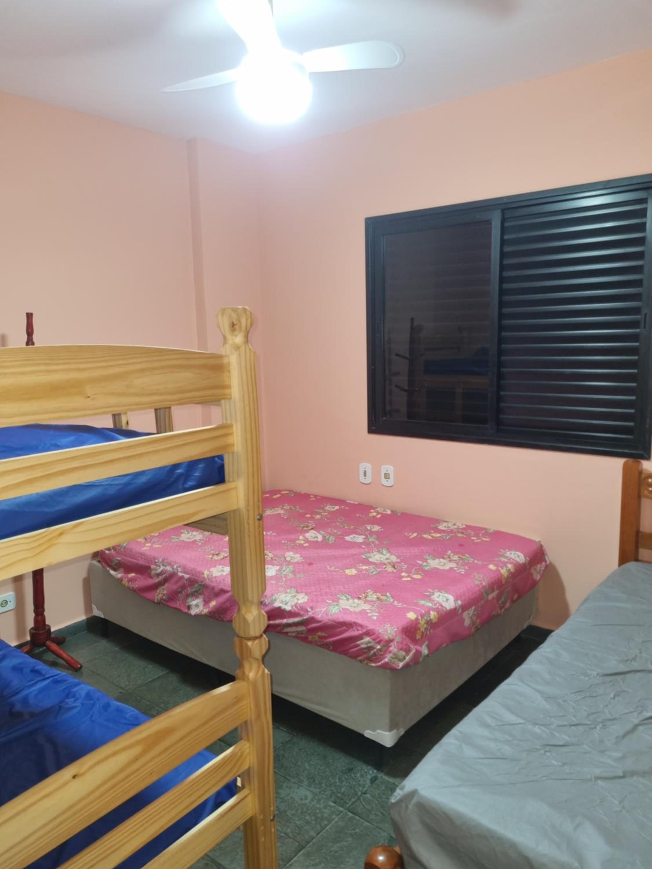 Apartamento Enseada Terezinha com Wi-fi