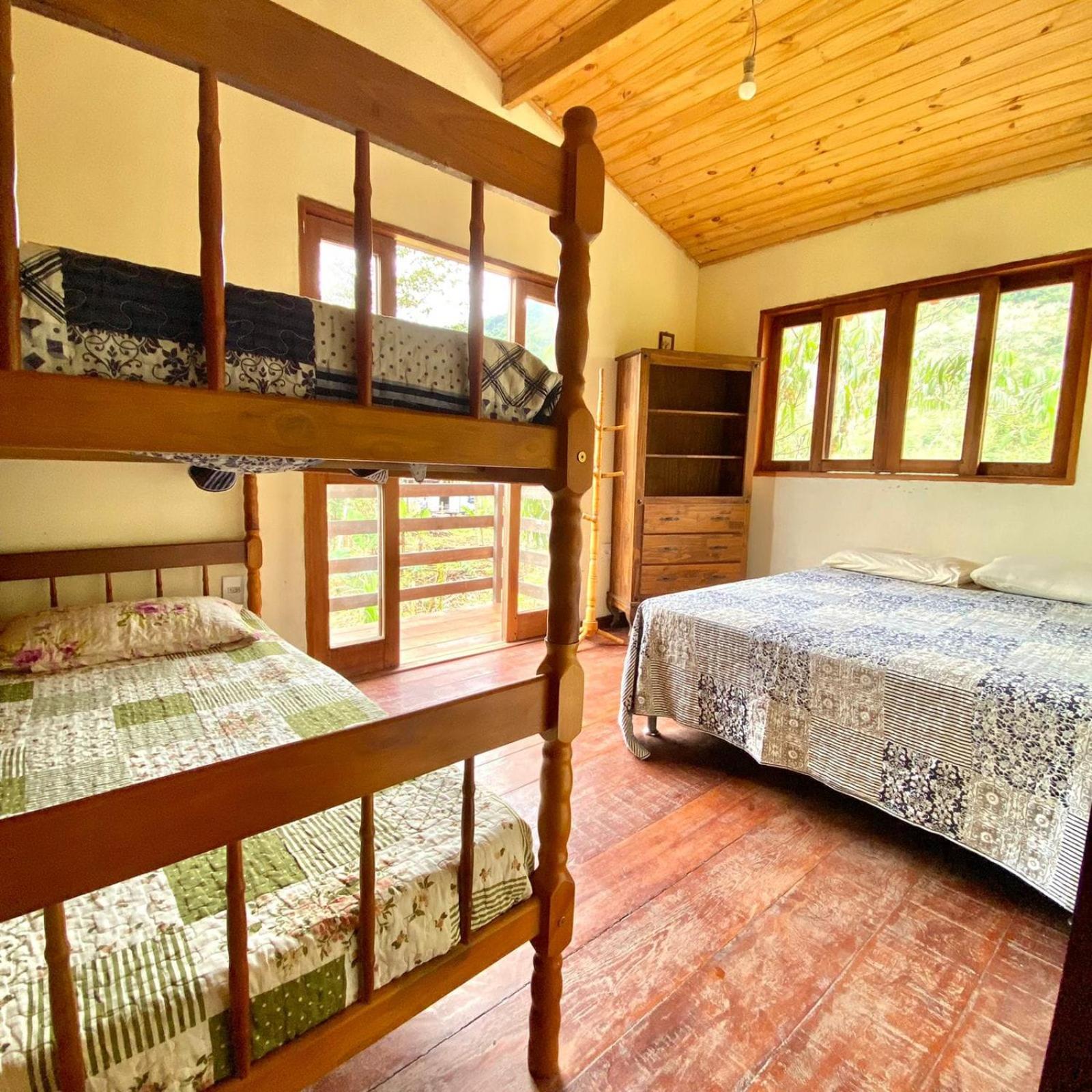 Casas Paraty Mirim temporada