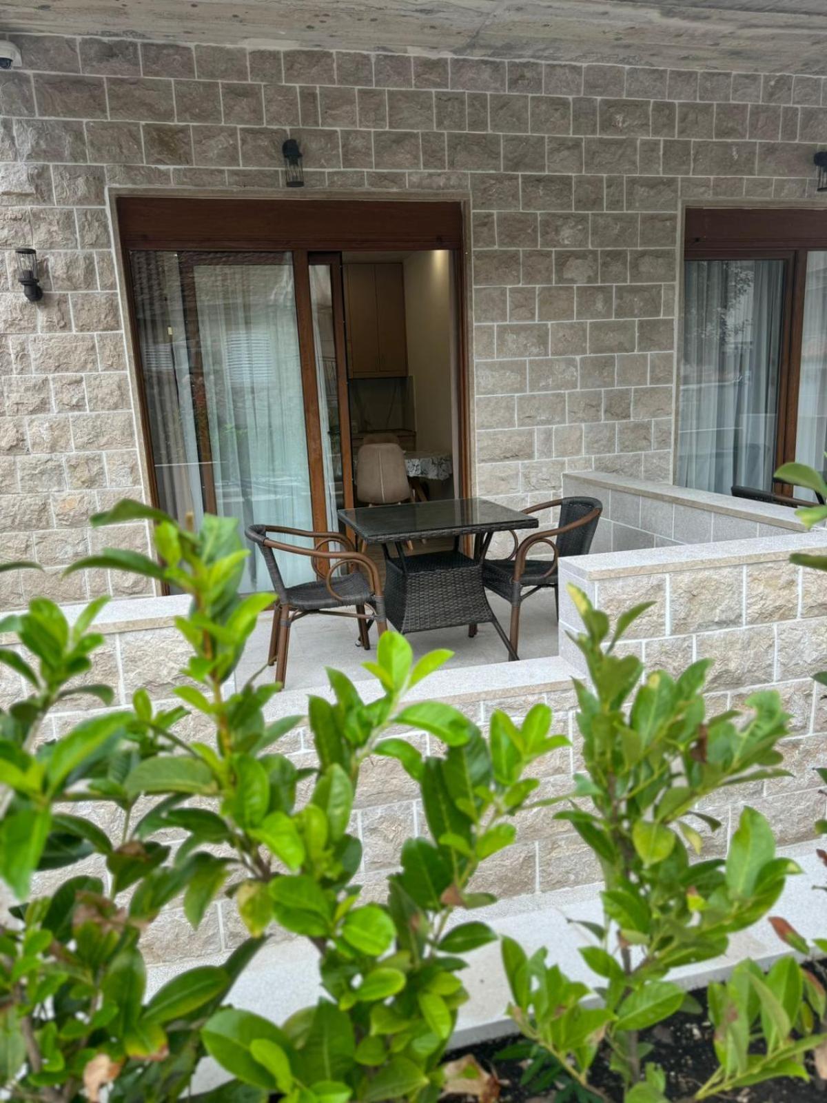 Alex Apartments ,50m from the sea,FREE PRIVATE PARKING