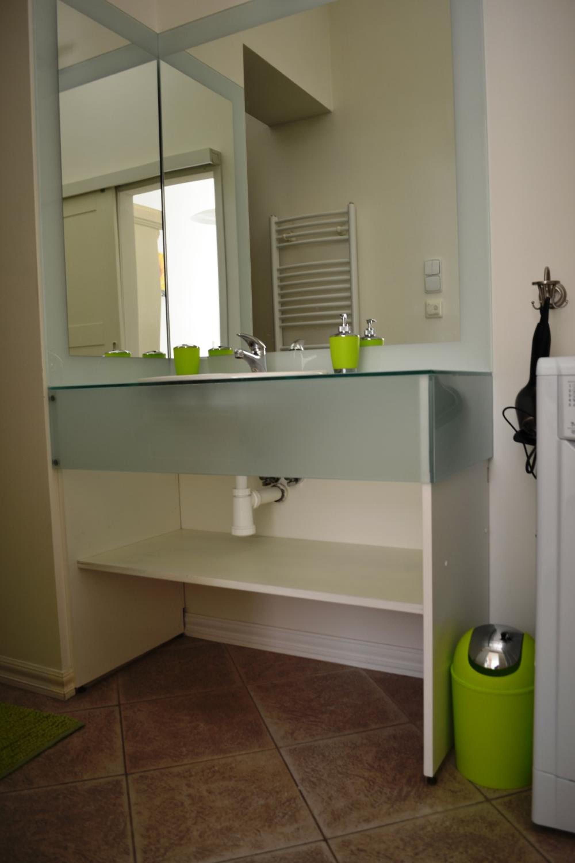 Sunflower 2BDR Flat By Ruterra