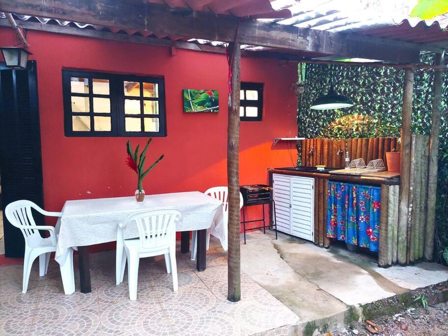 Chalé Cores Vivas Itamambuca - Ubatuba