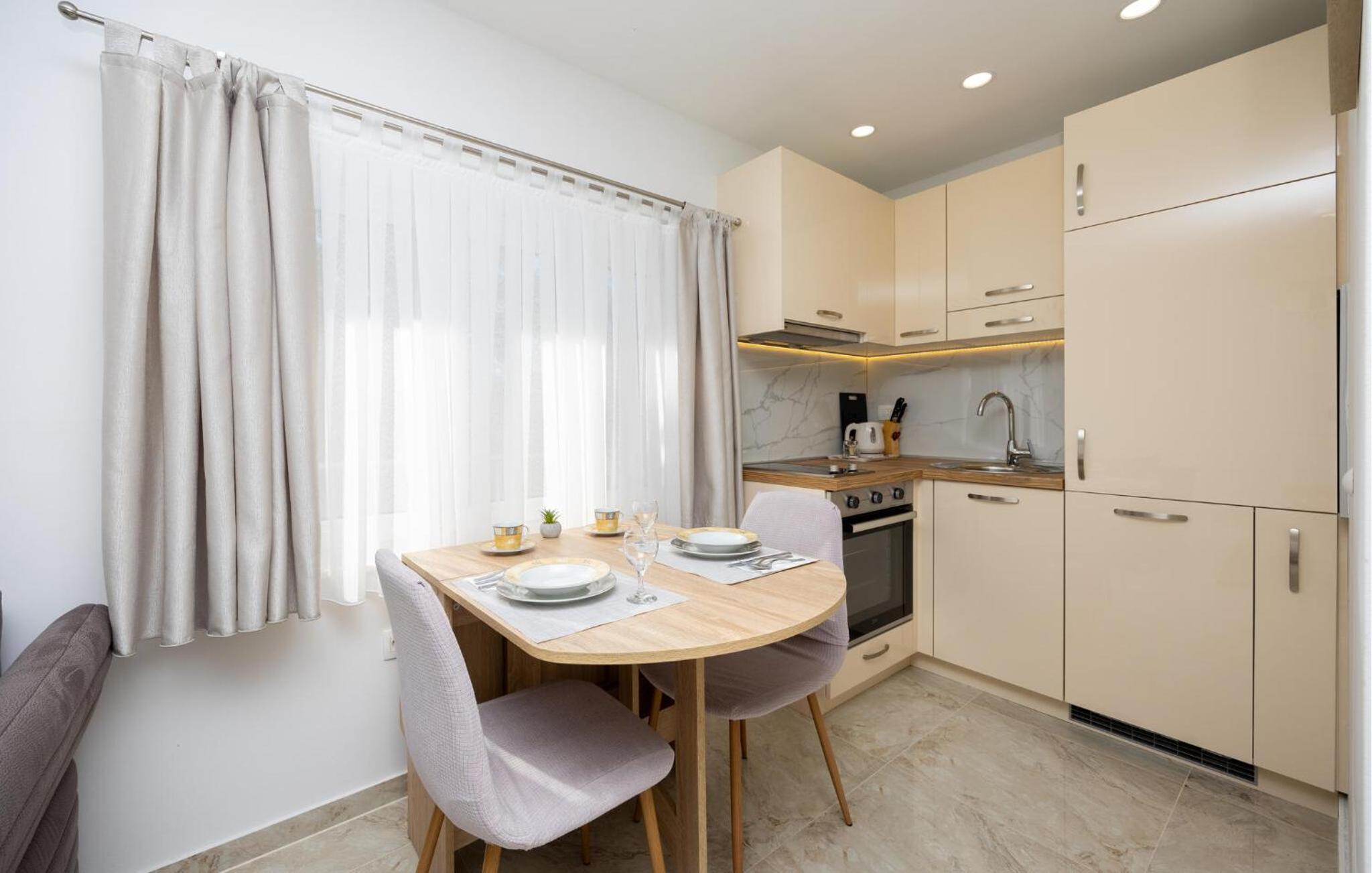 1 Bedroom Gorgeous Apartment In Imotski