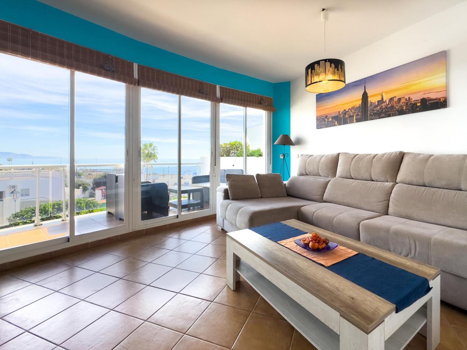 Apartamento El Barco 1 linea PLAYA, PARKING, WIFI view 4