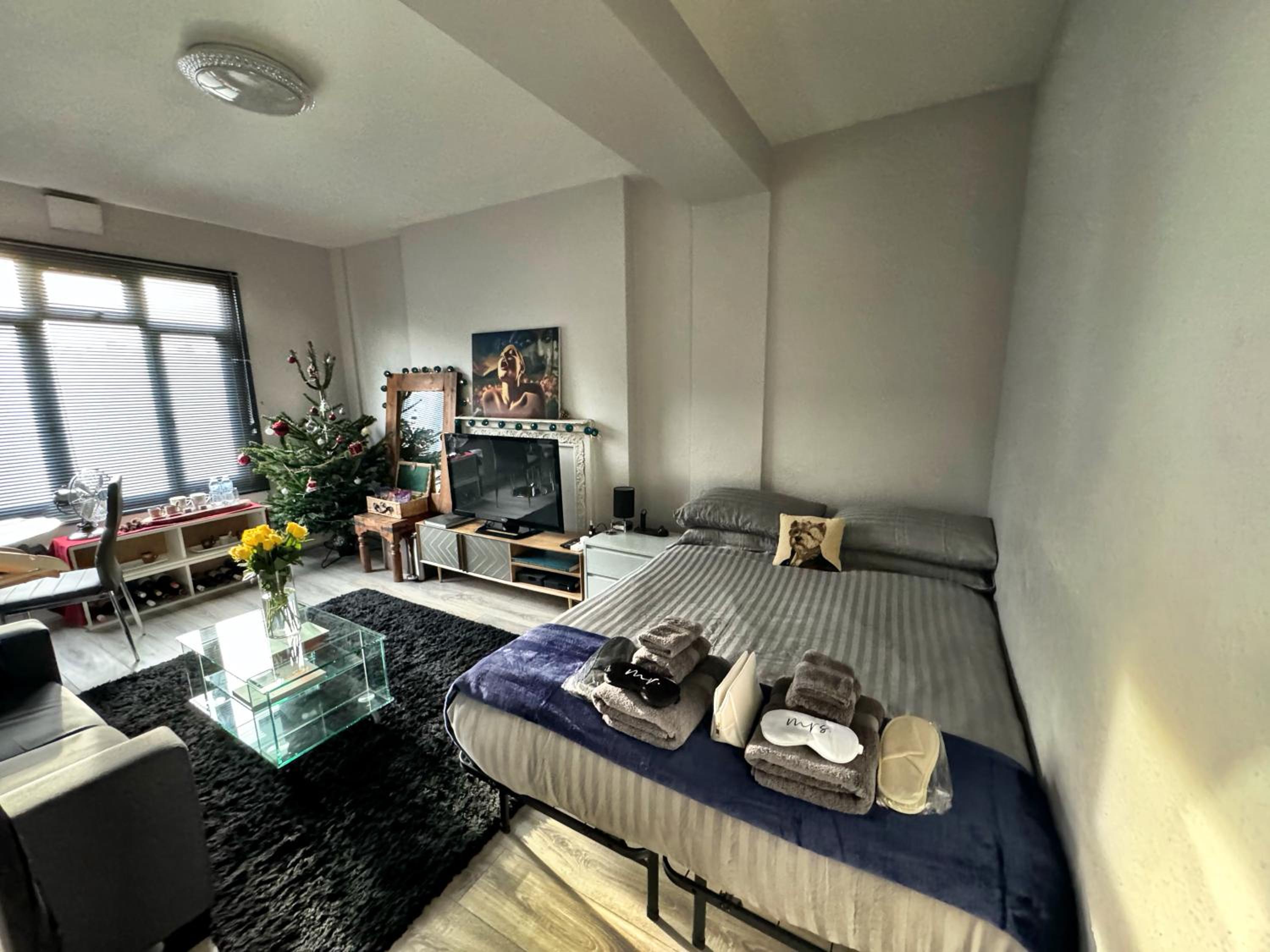 Brixton Hill Retreat Modern and Cosy
