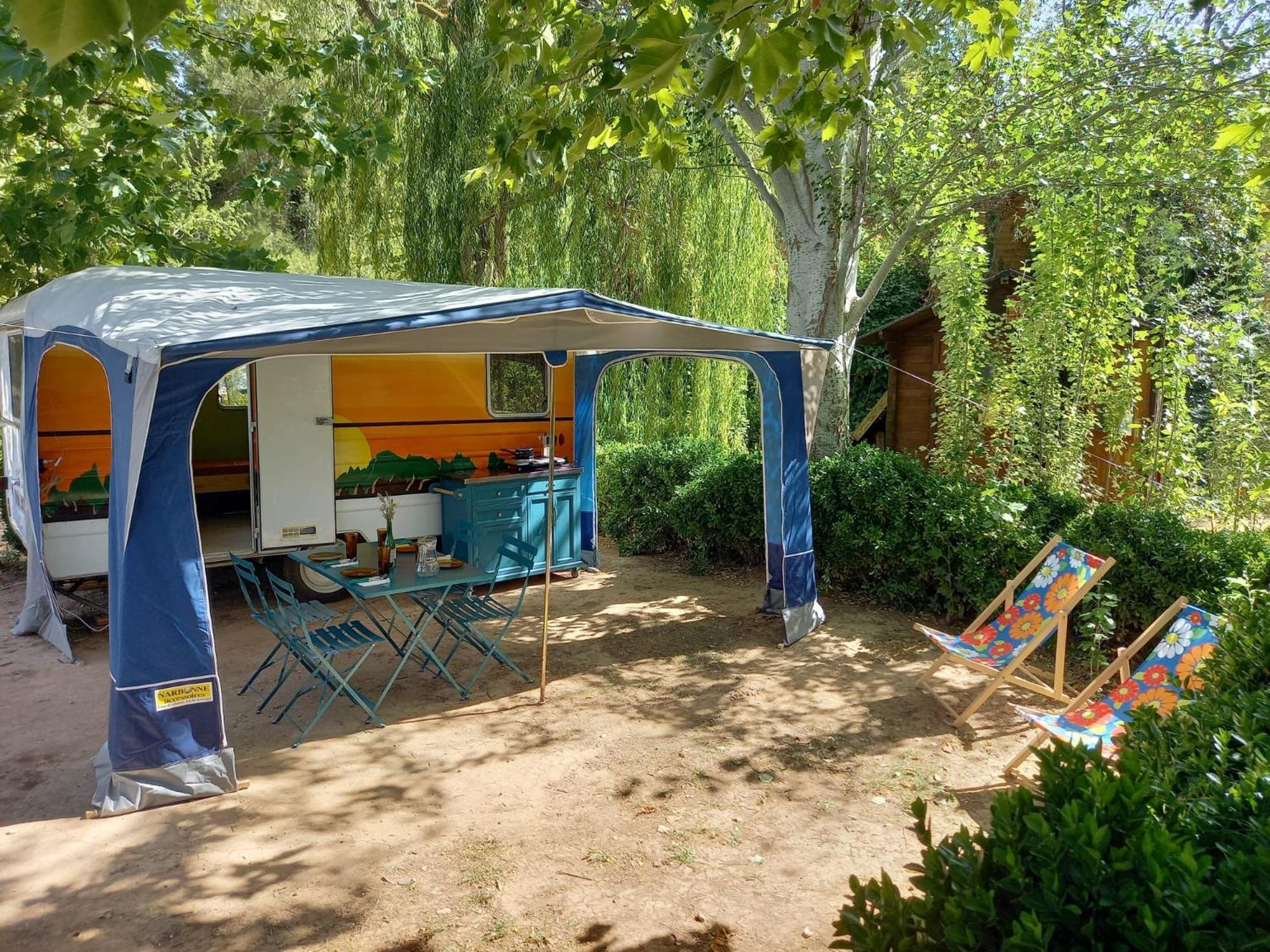Slow Life Camping Venta del Moro view 4