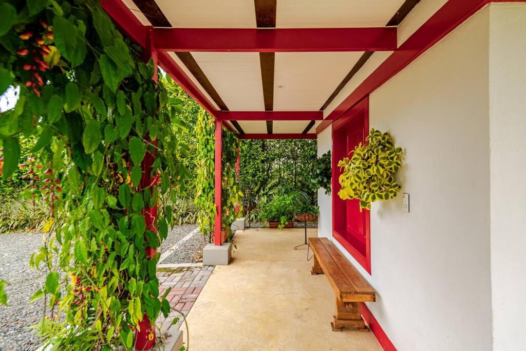 Casa cafetera en Pereira con Jacuzzi y 5 habitaciones