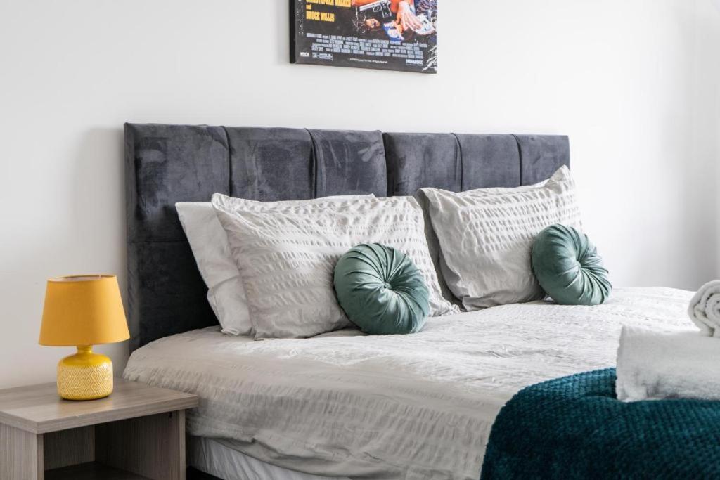 One and Two Bed Apartments Slough near Heathrow