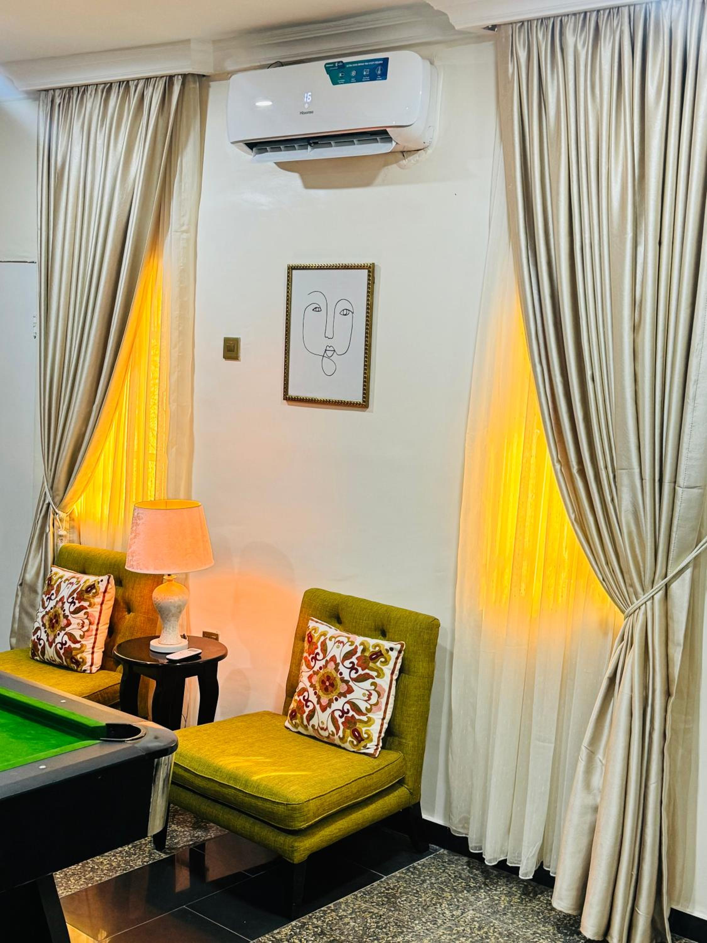lounge