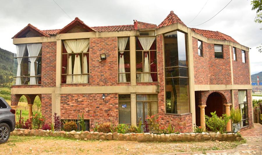 Hotel Campestre Villa Los Duraznos - Image 1