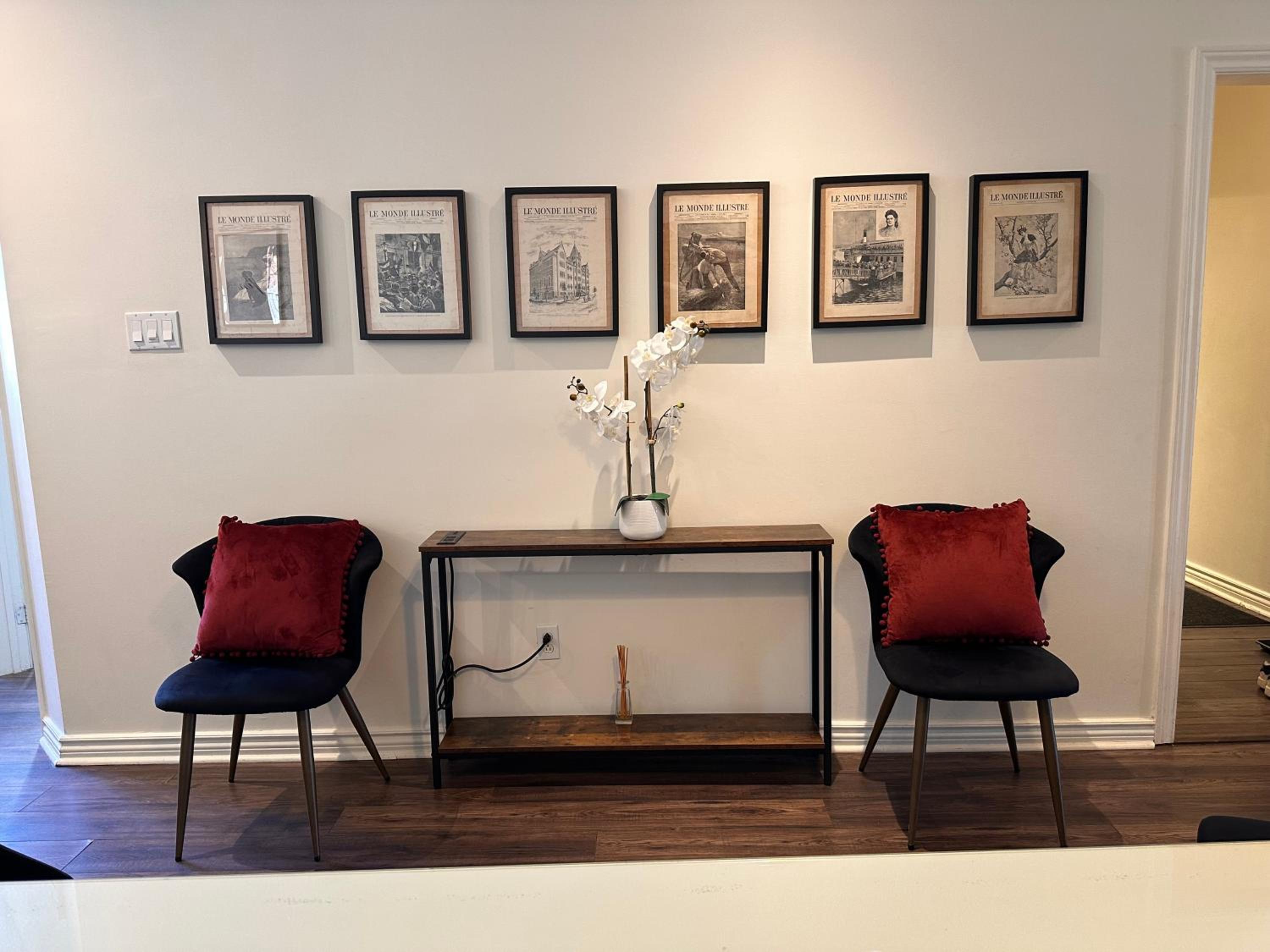 Historic Plateau Loft with 3 Private Baths