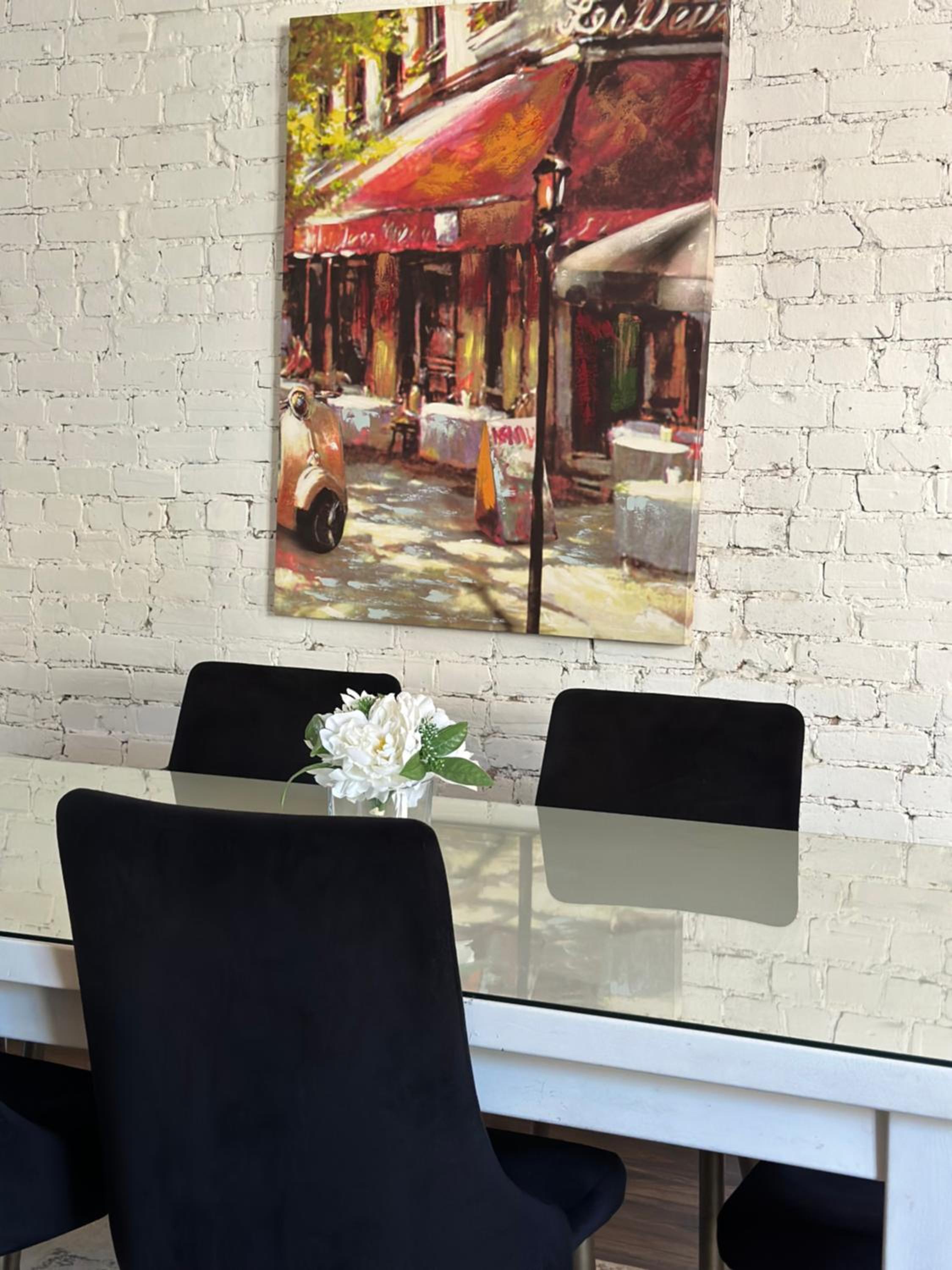 Historic Plateau Loft with 3 Private Baths
