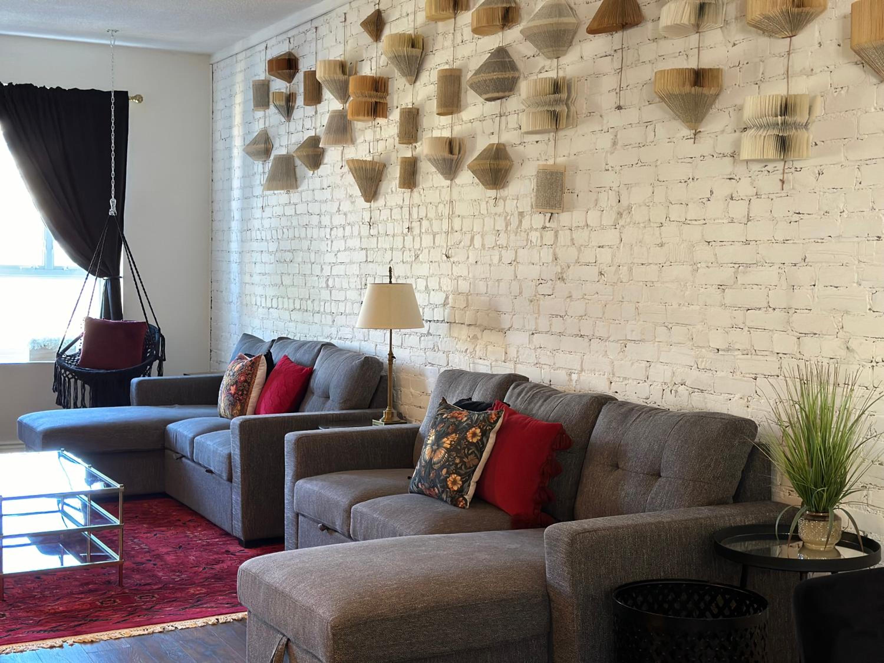 Historic Plateau Loft with 3 Private Baths