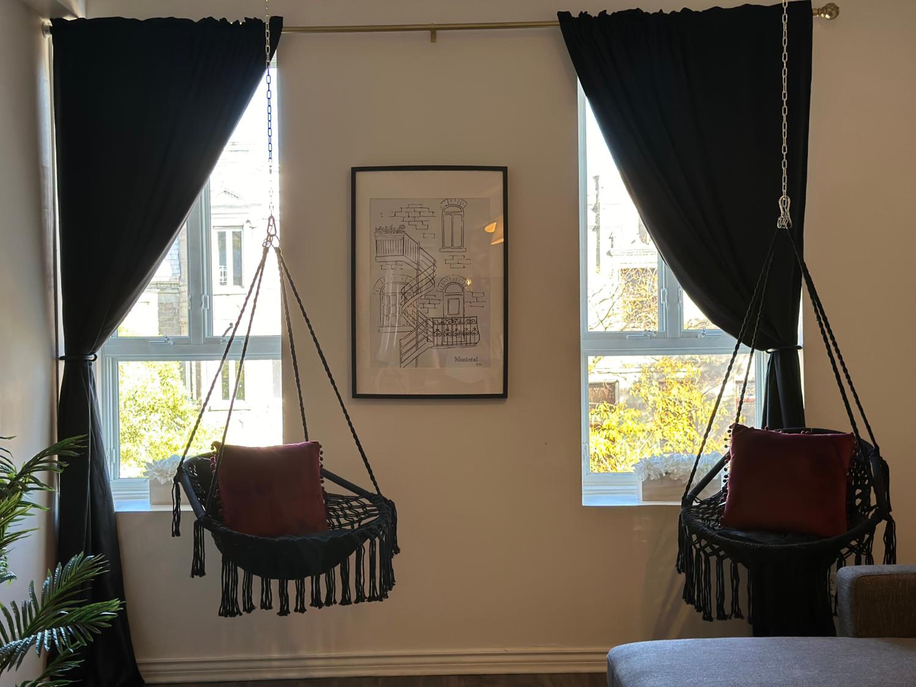 Historic Plateau Loft with 3 Private Baths