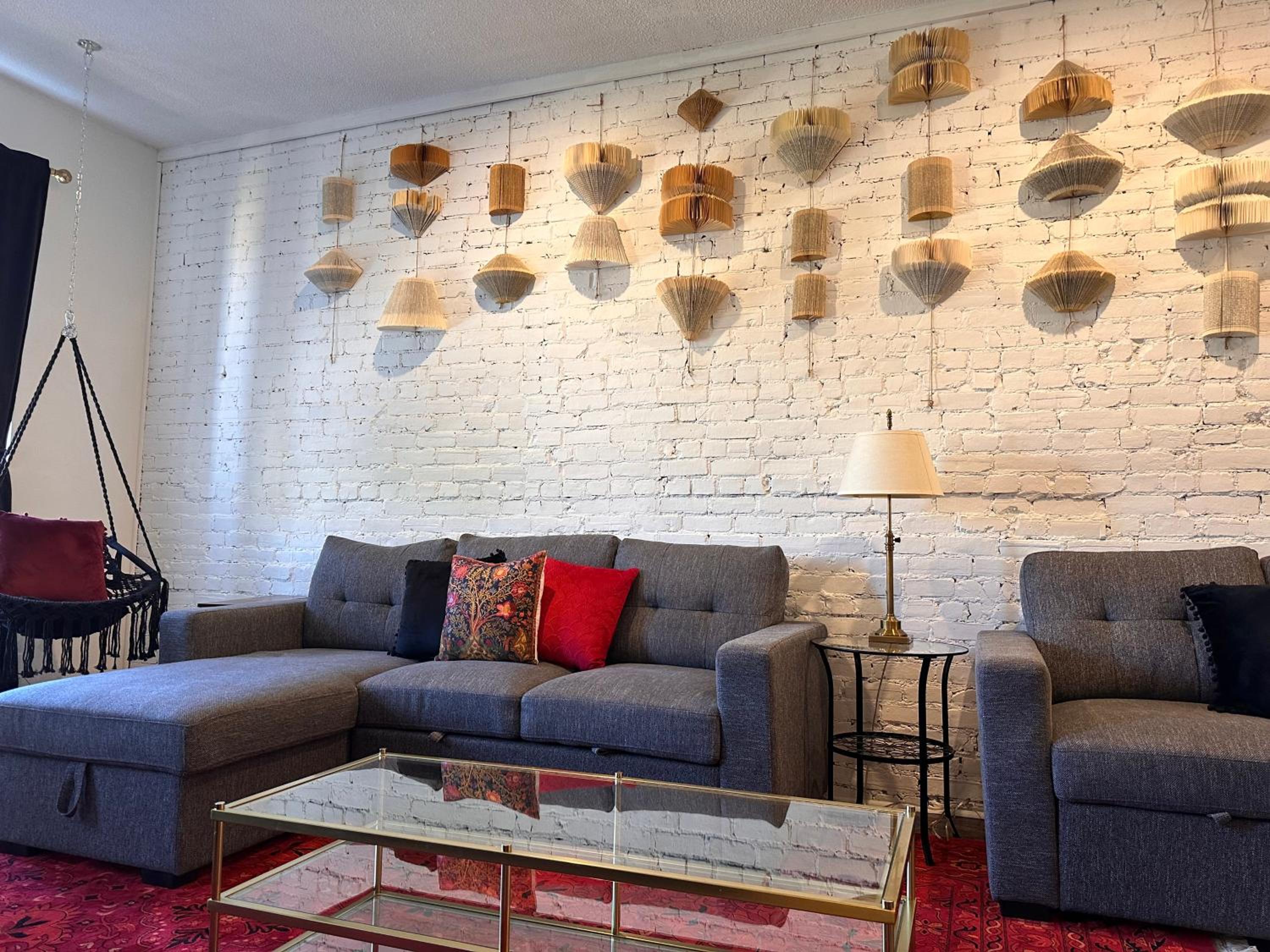 Historic Plateau Loft with 3 Private Baths