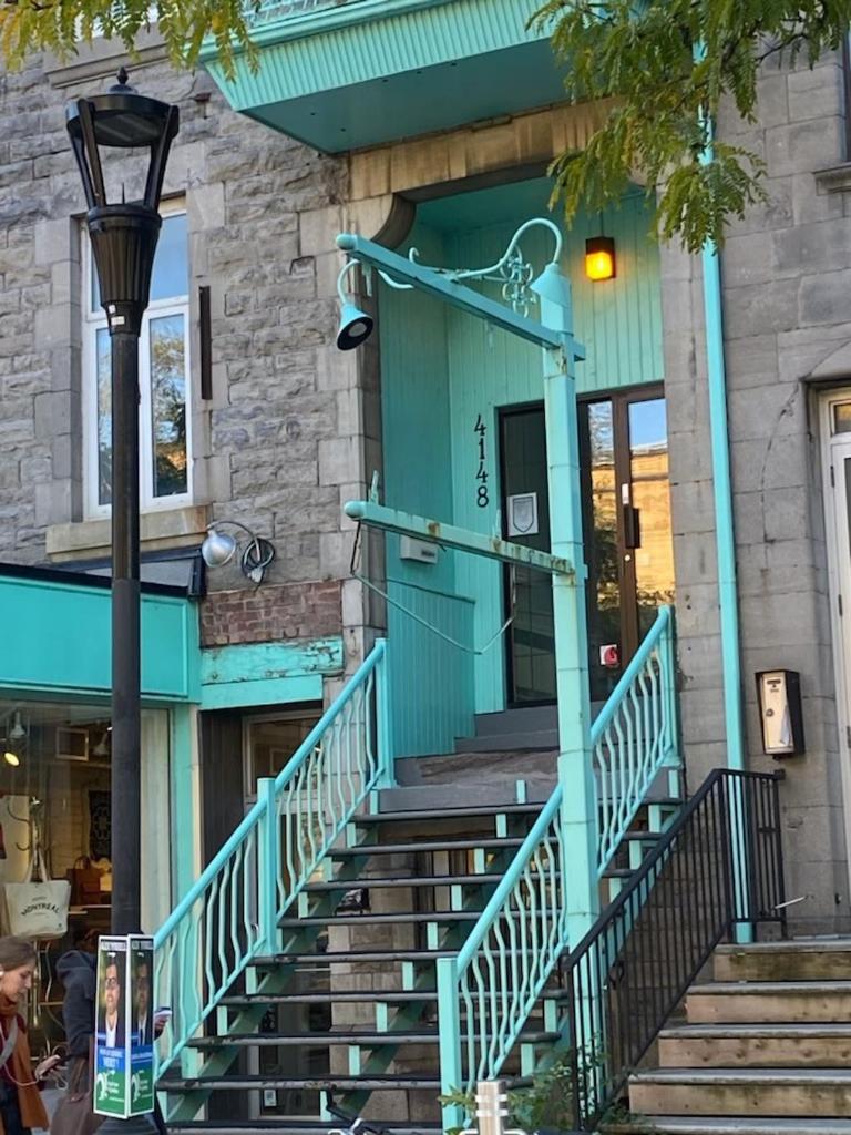 Historic Plateau Loft with 3 Private Baths