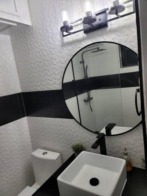 Cozy Apartment in Kingston, Jamaica view 3