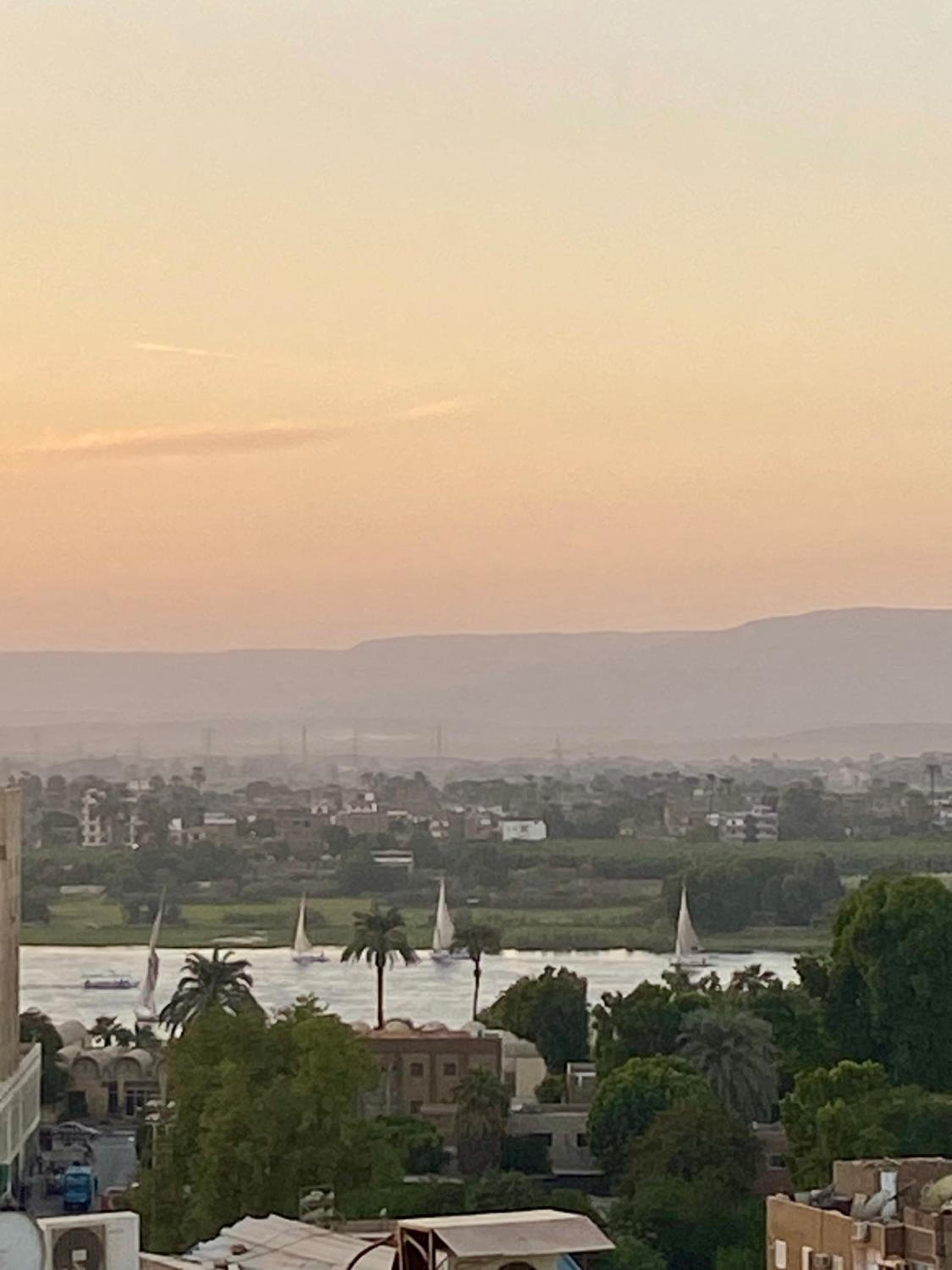 Appartement avec rooftop au cœur de Louxor vue sur le Nil