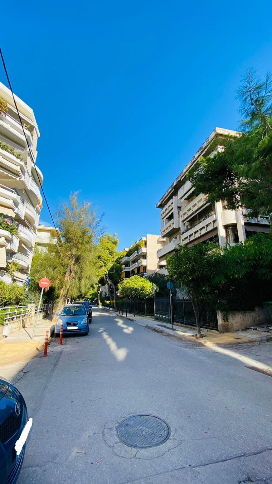 Sarakin's Mansion Luxury Retreat