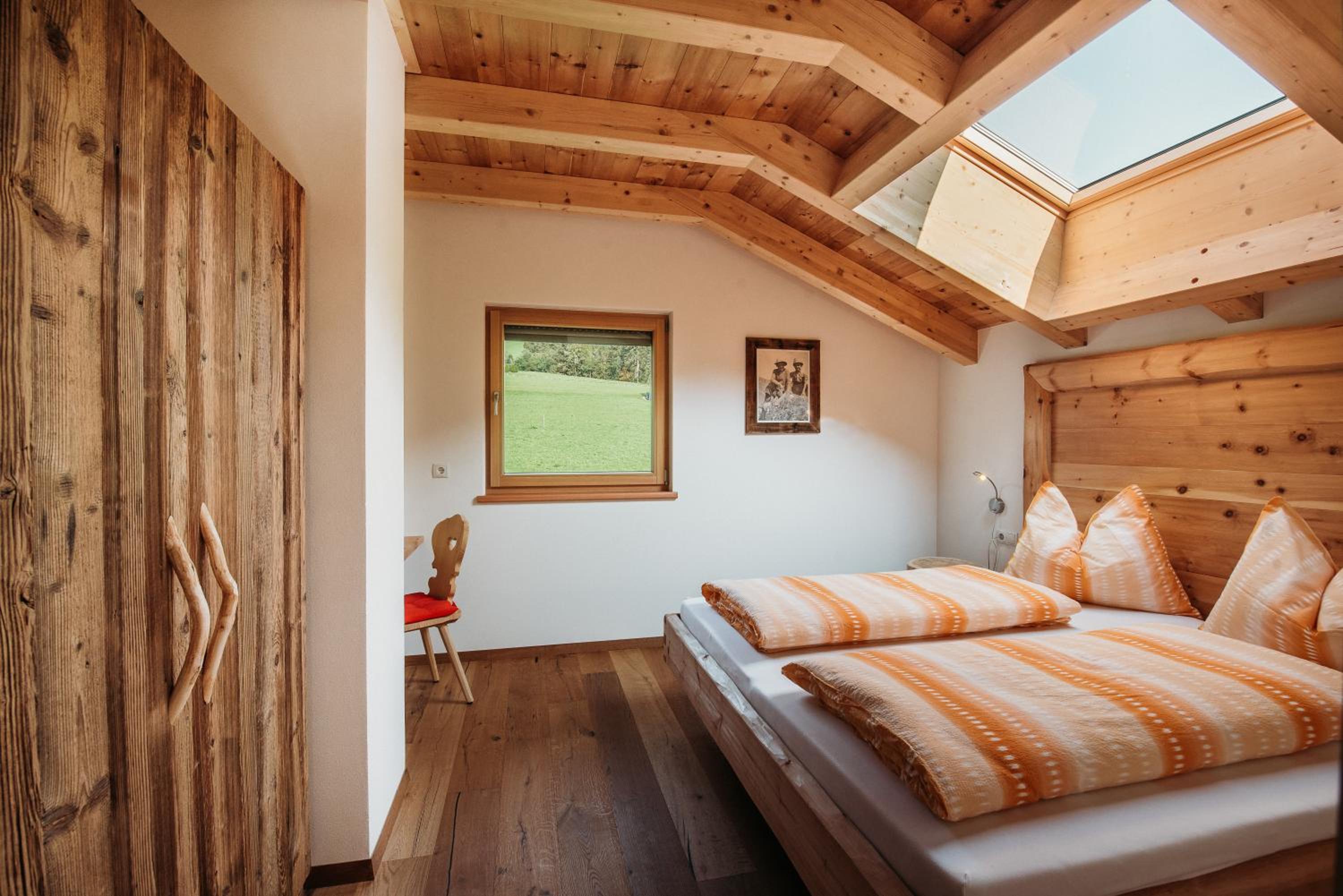 Großkarnaiderhof Ferienwohnungen-Bauernhof-Dolomiten-Natur Pur