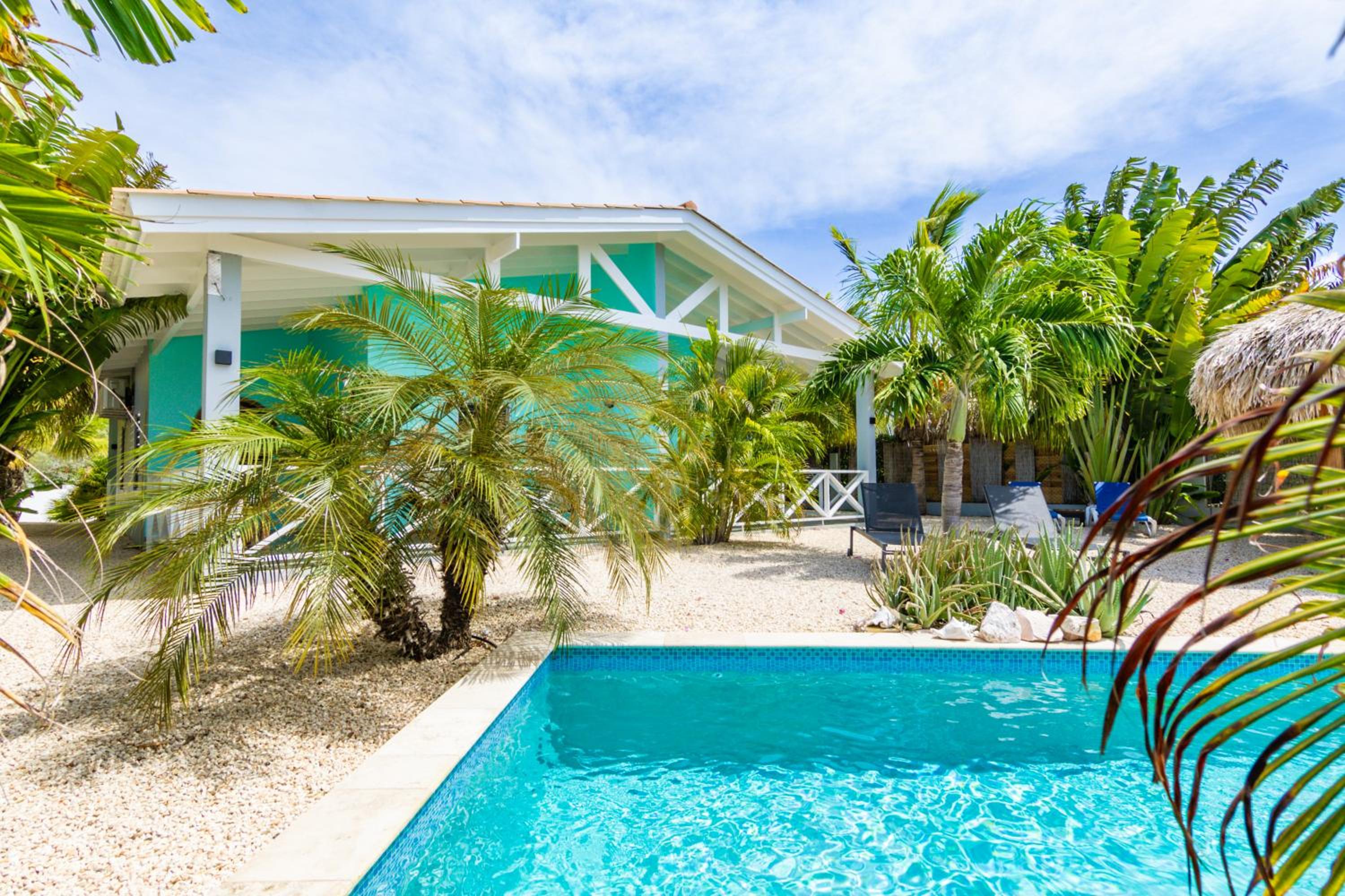 Paradise Apartments - Curacao