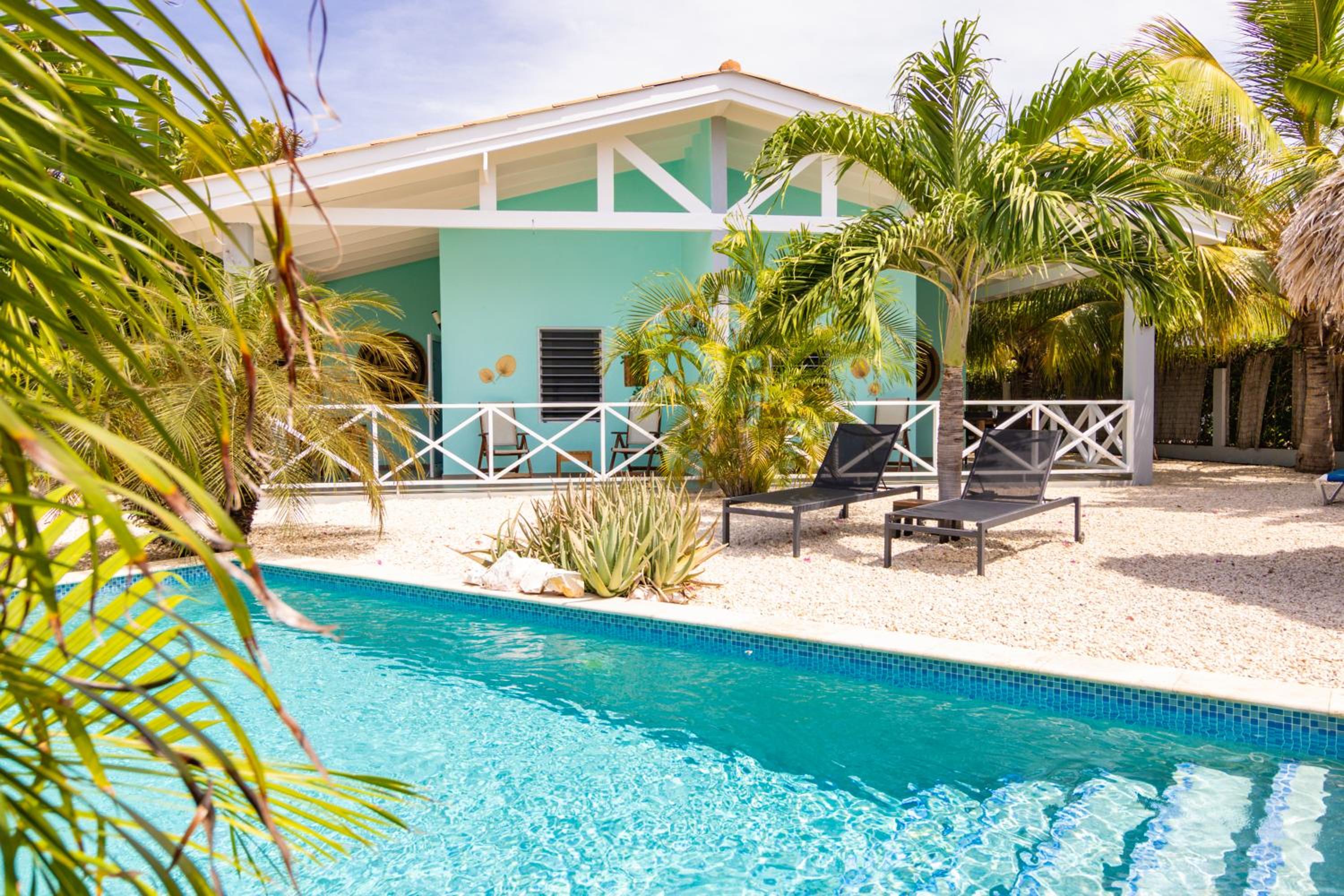 Paradise Apartments - Curacao