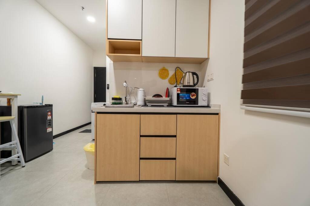 Neu Suites By Cozy Unit L30RA 2-3PAX near KLCC & Jelatek LRT