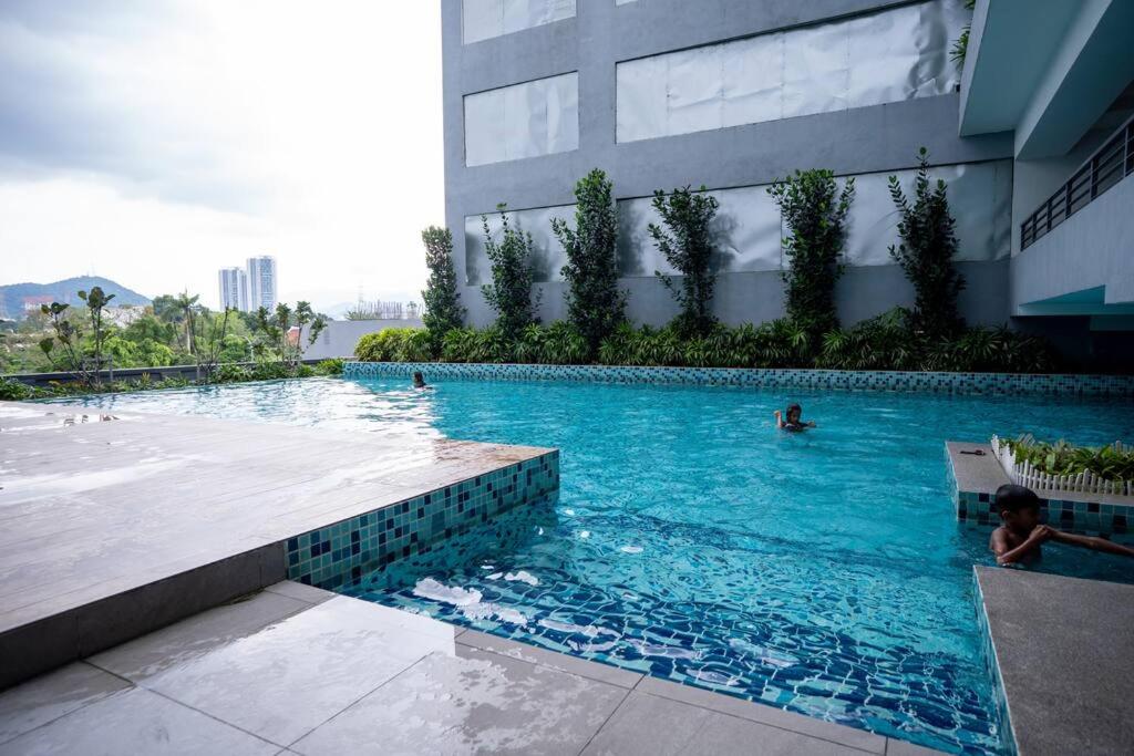 Neu Suites By Cozy Unit L30RA 2-3PAX near KLCC & Jelatek LRT