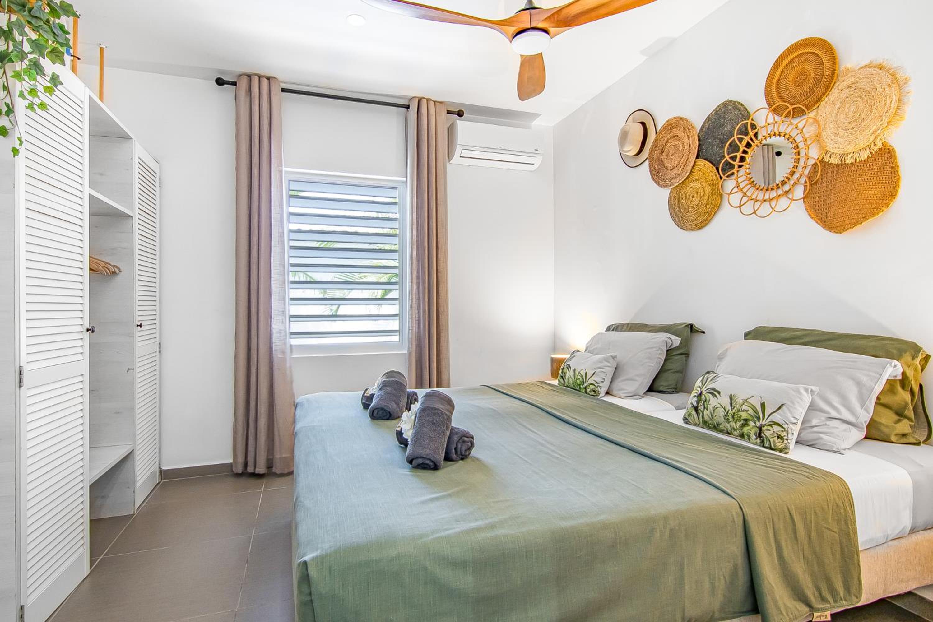 Paradise Apartments - Curacao