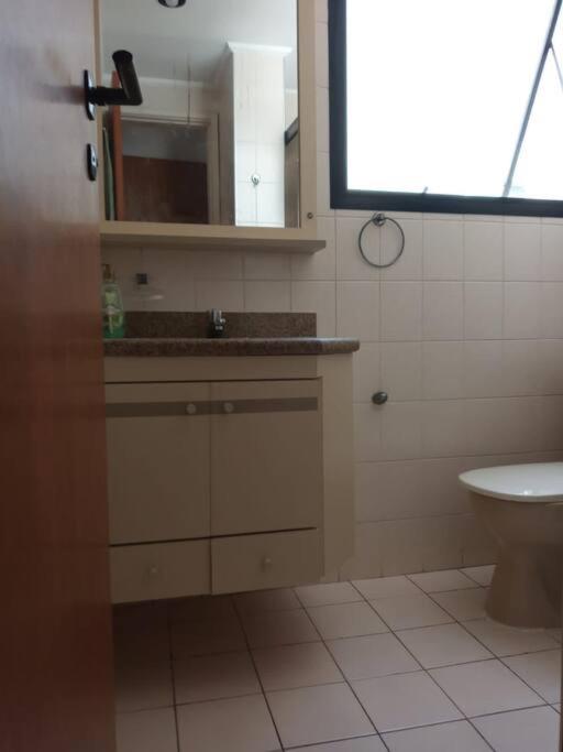 Aconchegante apartamento no Guarujá