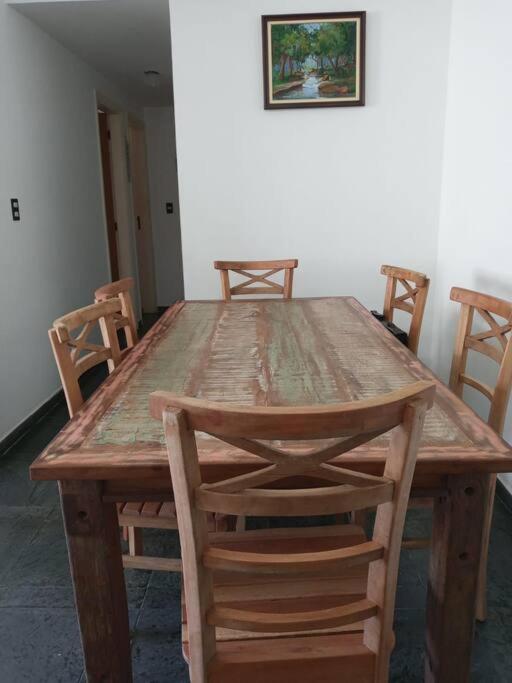 Aconchegante apartamento no Guarujá