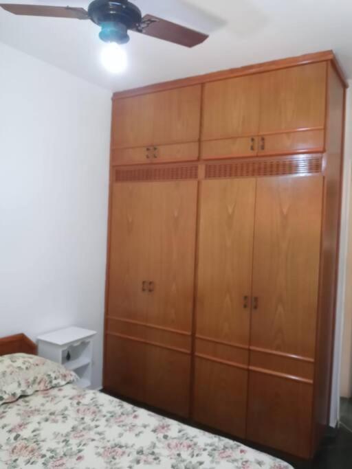 Aconchegante apartamento no Guarujá