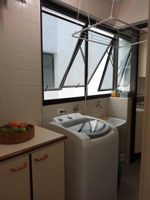 Aconchegante apartamento no Guarujá