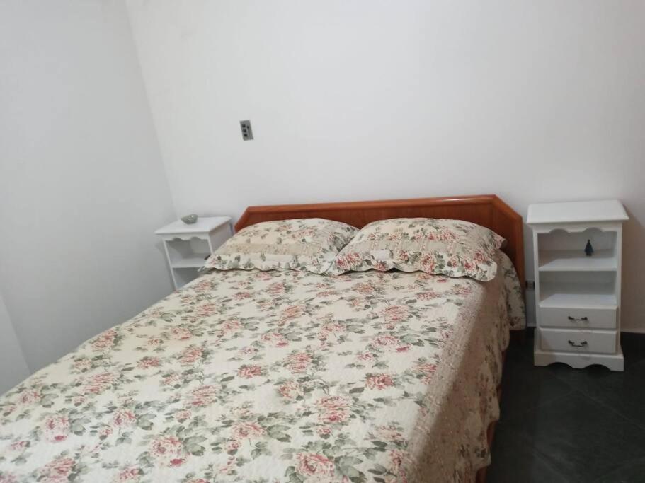 Aconchegante apartamento no Guarujá