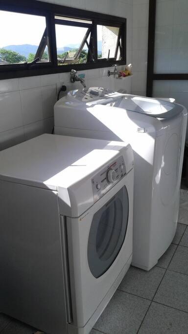 Apartamento com Vista Deslumbrante para o Mar com 4 suítes - Guarujá, SP
