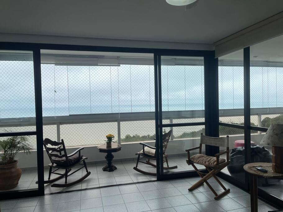 Apartamento com Vista Deslumbrante para o Mar com 4 suítes - Guarujá, SP