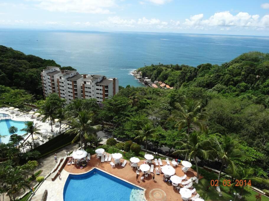 Apartamento com Vista Deslumbrante para o Mar com 4 suítes - Guarujá, SP