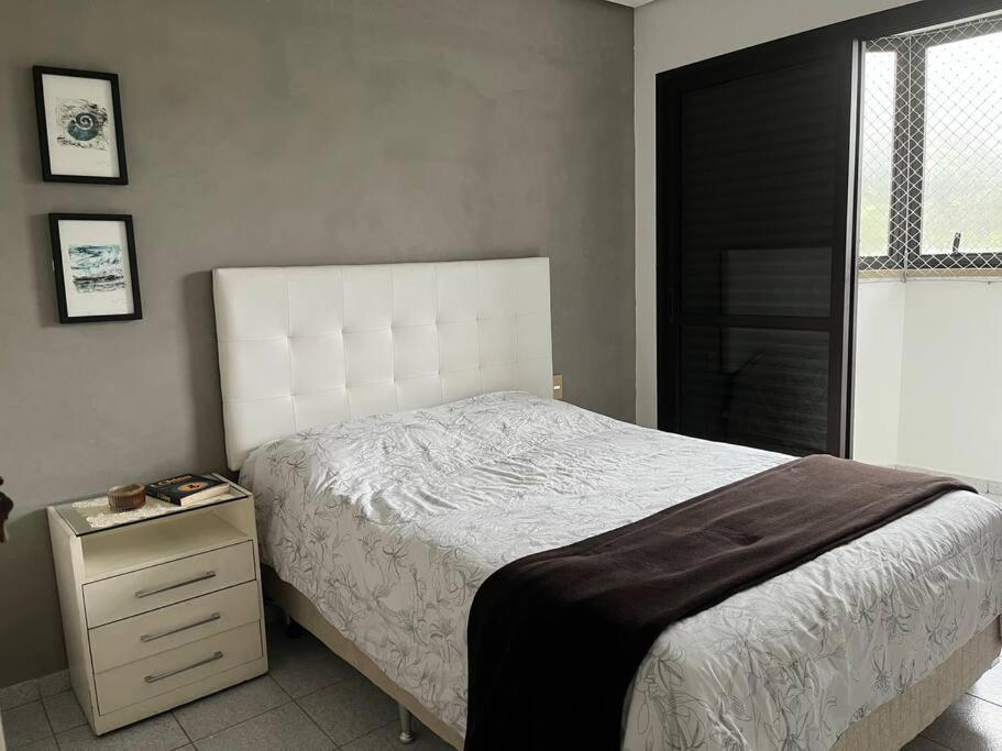 Apartamento com Vista Deslumbrante para o Mar com 4 suítes - Guarujá, SP