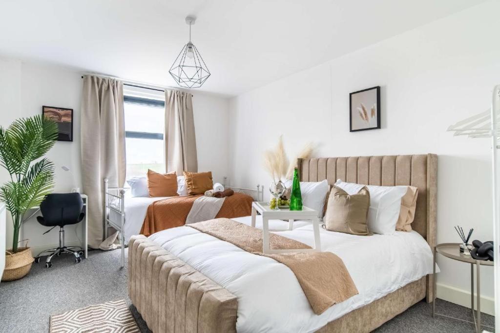 One and Two Bed Apartments Slough near Heathrow