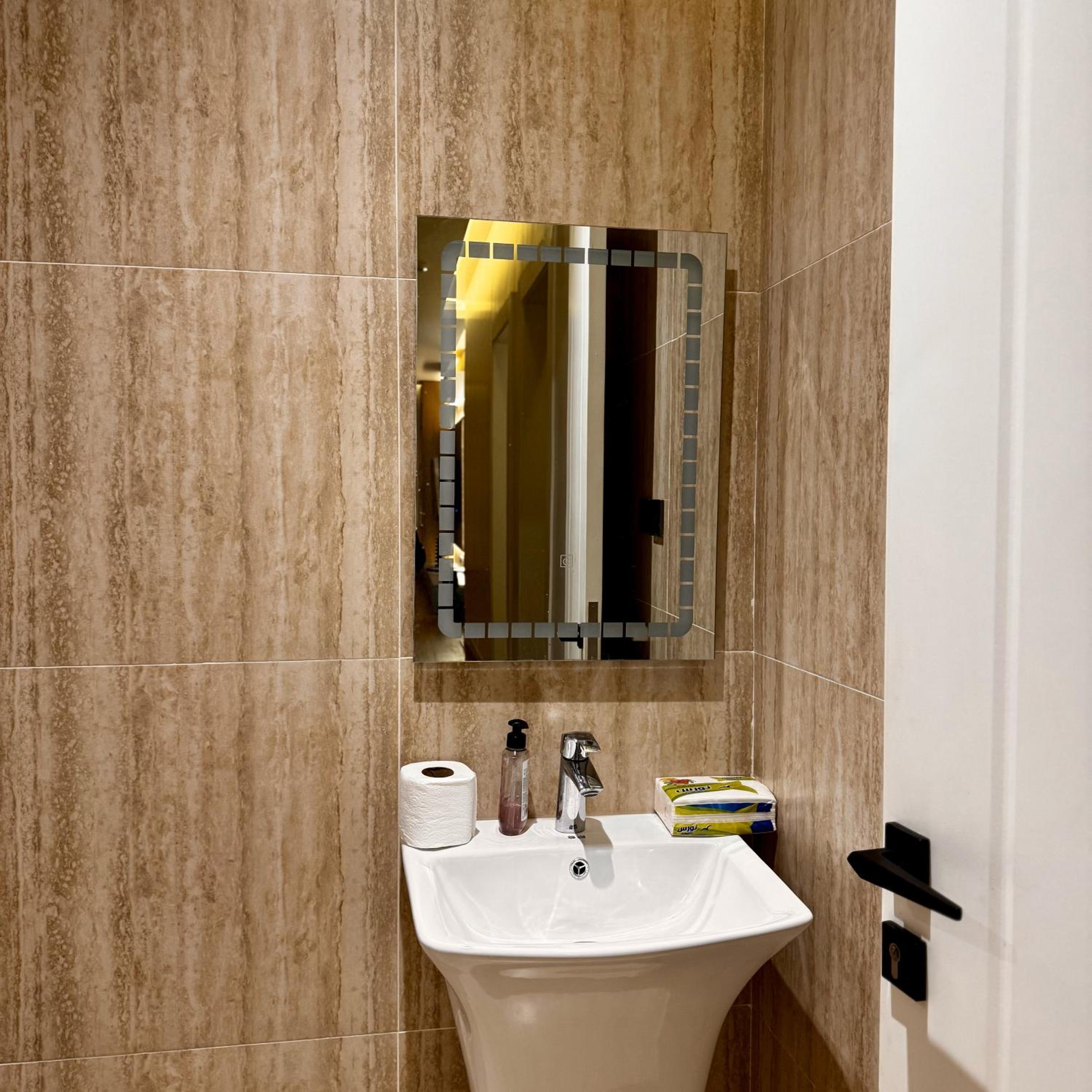 Luxury Smart Apartment A11