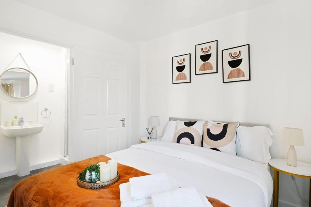One and Two Bed Apartments Slough near Heathrow